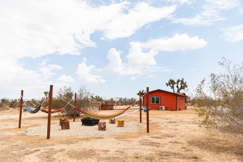 Villa Cryptic Cabin-Tranquil Bohemian Getaway W/Hot Tub Yucca Valley Exterior foto