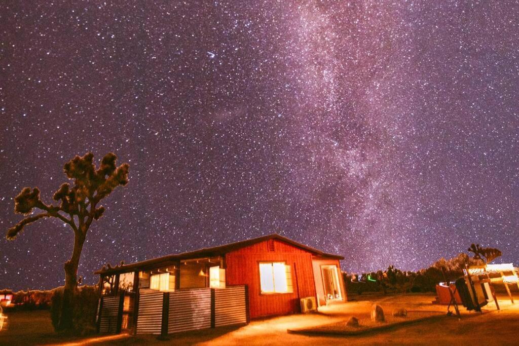 Villa Cryptic Cabin-Tranquil Bohemian Getaway W/Hot Tub Yucca Valley Exterior foto